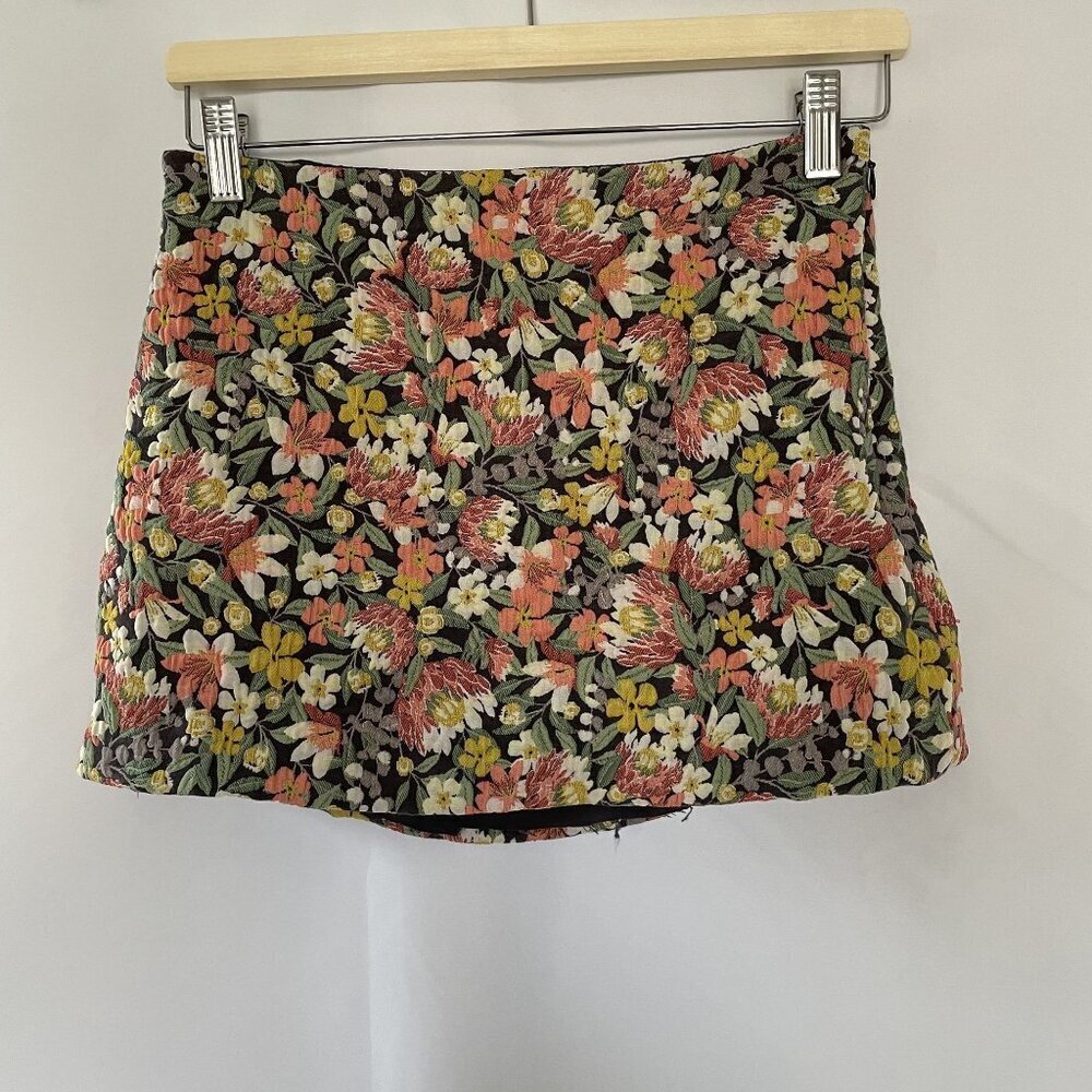 Womens Floral Mini Skirt By Loft With Colorful Botanical Embroidery In Size 12